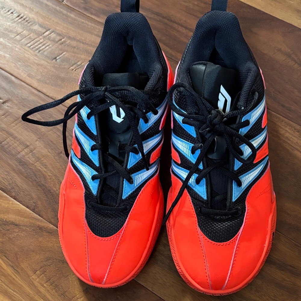 adidas Men's Dame Certified 3 Basketball Shoes